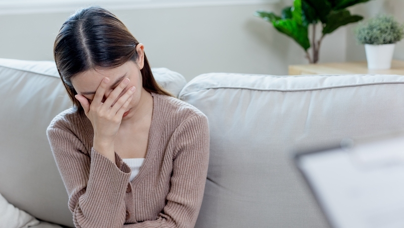 別再忍受「越線」的關係！學會這3個心態，放手讓不適合的人離開