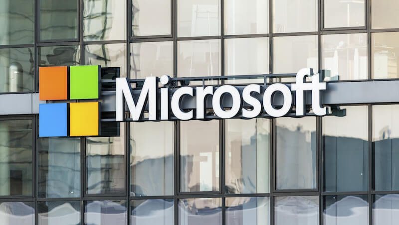 別被OpenAI迷惑！微軟的野心：攻佔AI基礎建設的「長尾領土」