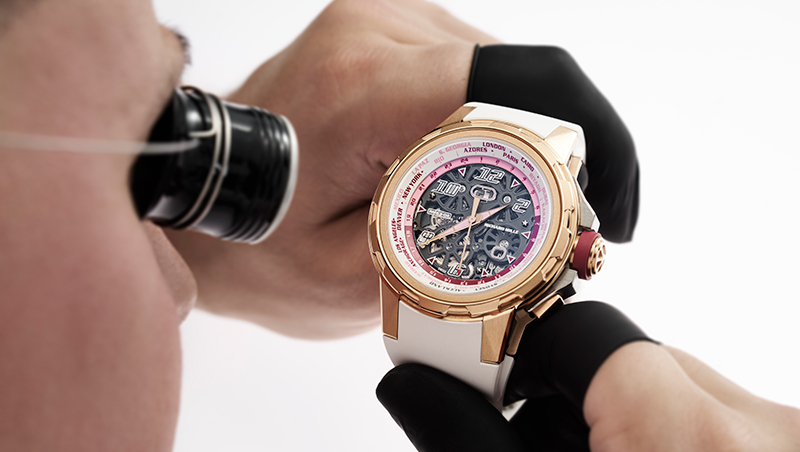 RICHARD MILLE以RM 63-02世界時區錶譜寫旅行頌歌