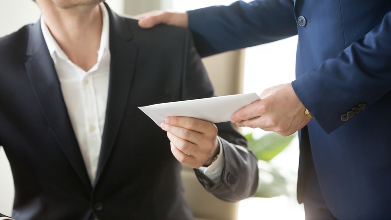 別苦等完美時機！職場專家：掌握5個「提加薪」的技巧