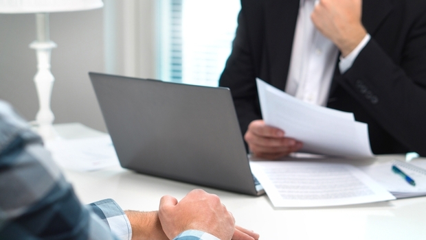 月薪8萬被拒貸？信用分數漂亮也沒用？銀行沒說的房貸審核潛規則