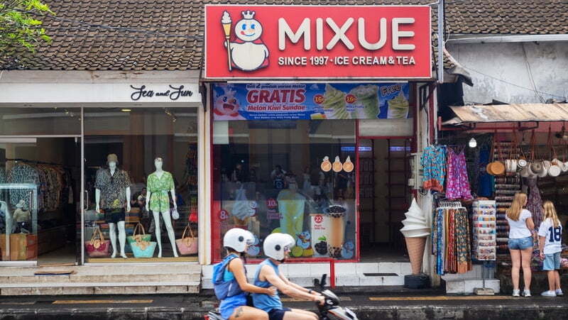 蜜雪冰城越南掀關店潮！「每杯10元」也救不了銷量？分析衰退4原因