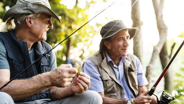 50歲後最值得的投資！老年諮詢專家：4個社交習慣，失智風險降40%