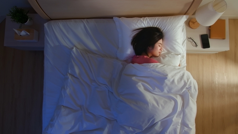 睡多睡少都影響器官衰老？新研究：最理想睡眠時間每天6.4～7.8小時