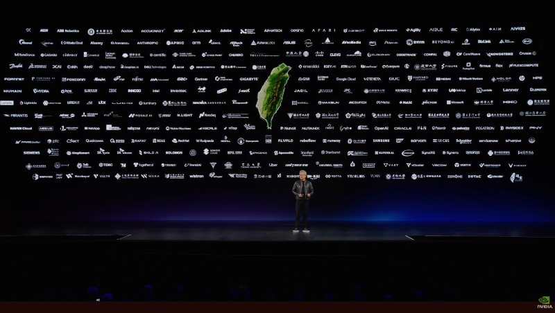 輝達不再只是晶片廠！黃仁勳GTC揭5重點，攜手微軟重塑PC