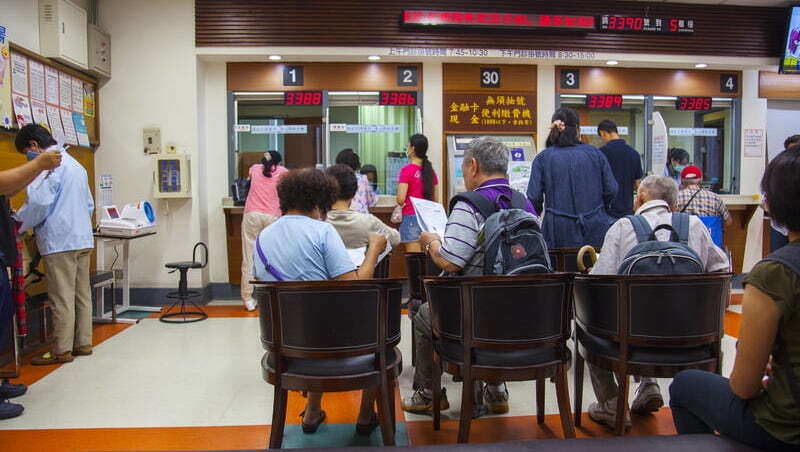 救越多人、虧越多！醫院本業快賺不到錢，1/4苦撐經營