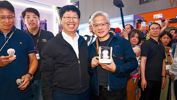鴻海單月營收將破兆！劉揚偉押寶3公司搶AI最後一哩路