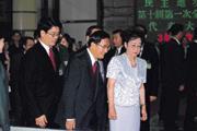 ■呂秀蓮(右)曾因官邸修繕費用等問題與總統府鬧得不愉快,如今總算塵埃落定。 ■呂秀蓮(右)曾因官邸修繕費用等問題與總統府鬧得不愉快,如今總算塵埃落定。