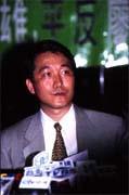 廖彬良因被檢舉偽造黨員身分證,造成政界衝擊。 廖彬良因被檢舉偽造黨員身分證,造成政界衝擊。