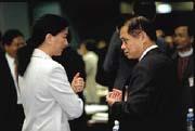 中小企業協會理事長──戴勝通躋身「四大」,右為戴勝通、左為前新聞局長鍾琴 中小企業協會理事長──戴勝通躋身「四大」,右為戴勝通、左為前新聞局長鍾琴