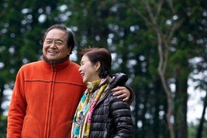 陶傳正夫婦　牽手走出憂鬱風暴