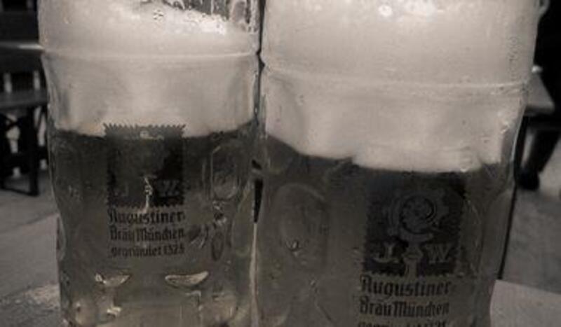 德國啤酒節，請晚上去