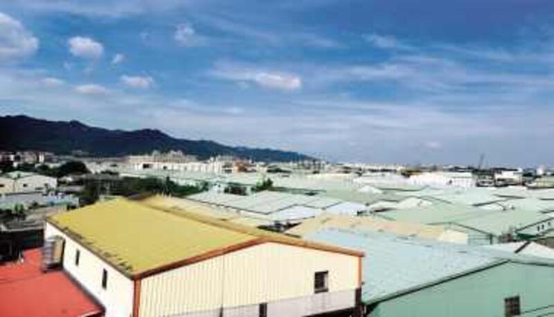 鐵皮屋下的奇兵