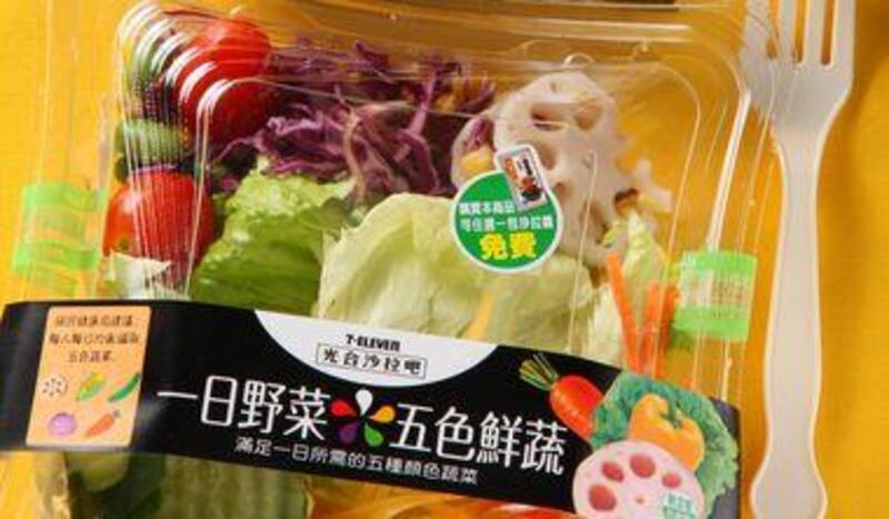 台灣服務業30年精髓：一盒超商沙拉