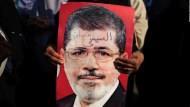 西方「默許」政變 加速埃及崩潰