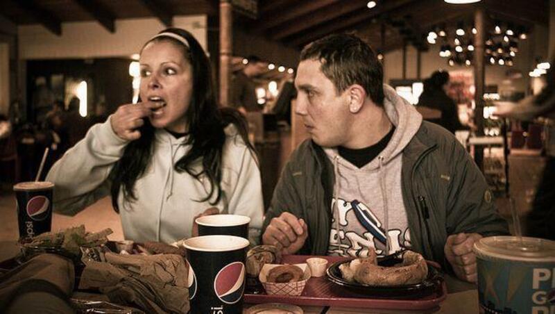 穿上這款內衣，就不怕因壓力大而暴飲暴食了！