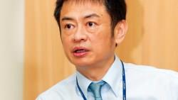 原來，股王大立光也不過是個「媽寶」