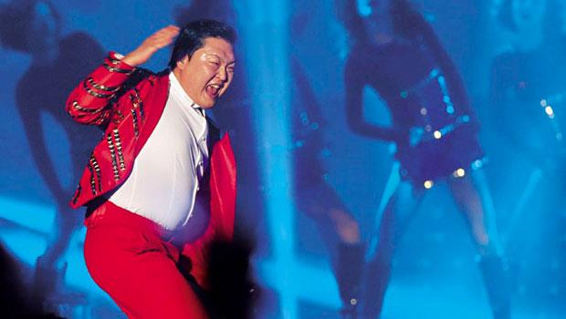 江南大叔Psy靠騎馬舞聲名大譟，創下YouTube史上最高的20億次點擊率，也將韓流推向全世界。