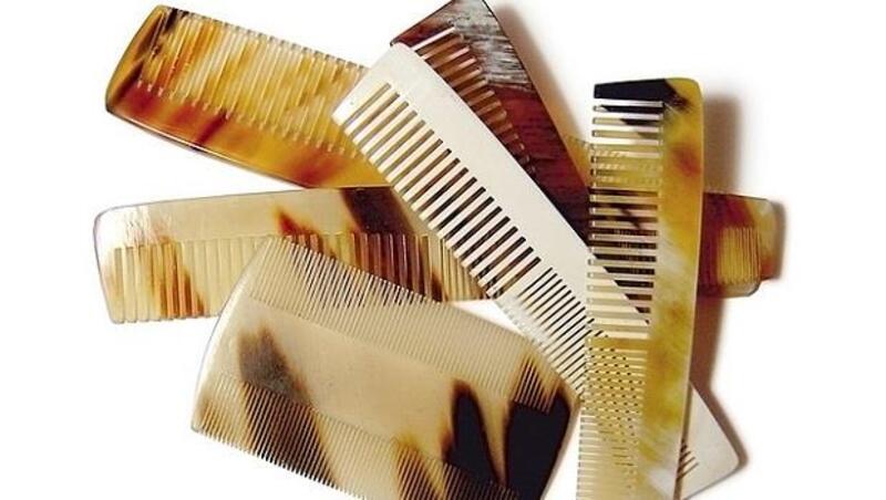 破解傷害頭髮7個元凶：常梳頭髮會刺激頭皮？其實每天疏X下就夠了！