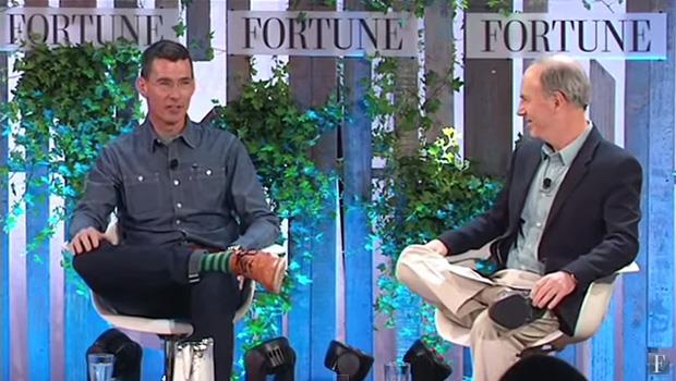 綠色經濟正夯》一起來省水！Levi's執行長親自示範：牛仔褲如何穿一年都不用洗