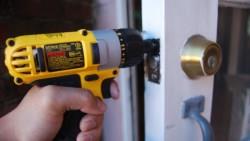 越是喜歡凡事DIY的人，越可能賺不了大錢