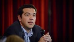 希臘總理齊普拉斯和歐盟的「拖債鄉土劇」，外媒怎麼說？