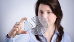 不想爸媽的退休金被理專騙光？快教他們這招「七三分帳」理財法