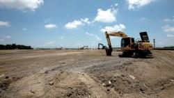 垃圾滿坑滿谷，民眾在罵，新聞也在罵，但我卻看見環保概念股閃閃發光...