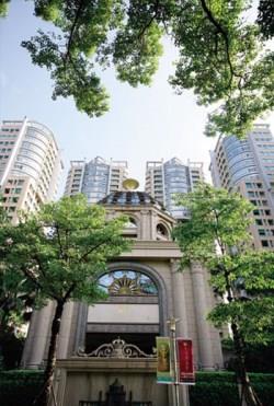 跌價近三成後，又有三戶被斷頭》豪宅法拍潮，帝寶陷每坪200萬保衛戰