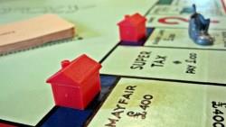 「捷運美小宅附車位」，看到這個廣告就不該買？