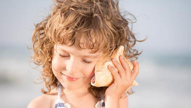 以色列爸爸談「同理心」：女兒遺失了心愛的貝殼，你會為了孩子的傷心再回沙灘揀貝殼嗎？