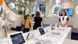 從阿嬤廚房起家！他靠一盒粉餅大賺，比三星接班人更有錢