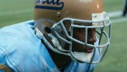 被霸凌、被放棄，被說無望了...美國超級盃第一個「失聰」跑鋒：現在球場上的歡呼，我聽得一清二楚