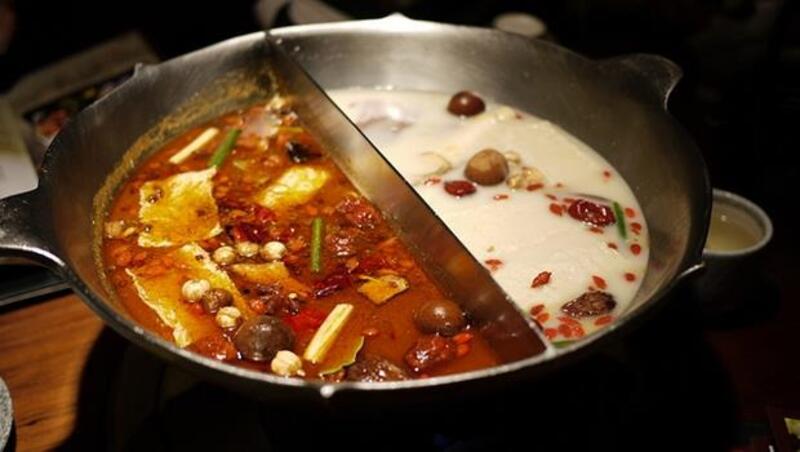 冬天聚餐首選！10大人氣「麻辣火鍋店」揭曉，你吃過哪幾家？