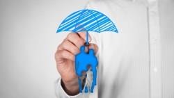 拿你的本金付你月配息，還扒你3層皮...為什麼台灣人這麼愛買「類全委保單」？