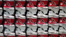 幾乎人腳一雙！百年品牌Converse還是很會賺，2015年營收成長比NIKE還高