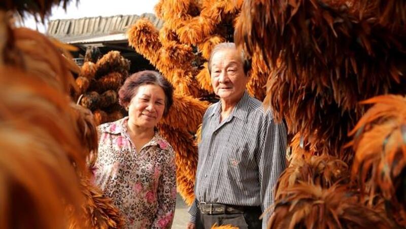 台灣最後的雞毛撢職人！70歲仍堅持親手製作，想讓顧客用一輩子