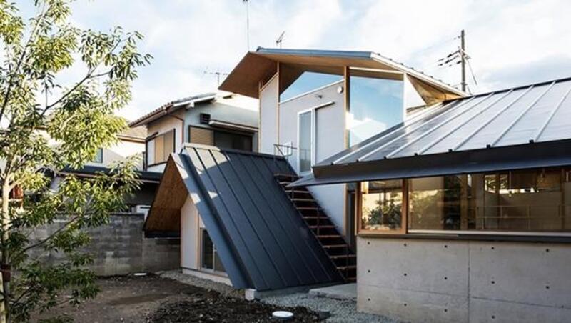 圖美！超有意境「京都小屋」，建築師變出被「被6個屋頂包圍」的房子