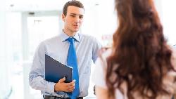 理專的話該不該信？如果他先問「這些問題」才推銷商品，恭喜你遇到好理專了