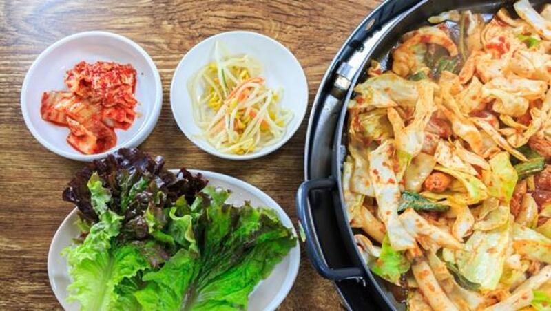 炒雞裹起司、50種小菜吃到飽...不用衝韓國也吃得到！網友推薦台灣10大人氣韓式餐廳