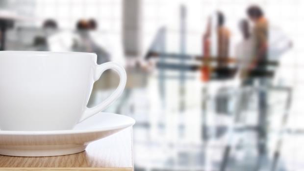 吃合菜由主人點餐還是客人 談正事最好的時機 商業聚餐想成功 你該知道的事 好形象卿鬆學 商周