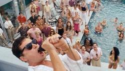 不算薪水，常常一筆獎金就300萬，他卻揮霍到需要媽媽替他付帳...前外資分析師的真實故事