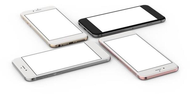 iPhone 7 Plus電池竟是用無痕雙面膠貼的！日本記者拆解大發現