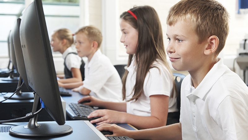 台灣還在禁止小孩上網？荷蘭小學5年級有「數位安全課」：教小孩面對網路霸凌與保護隱私