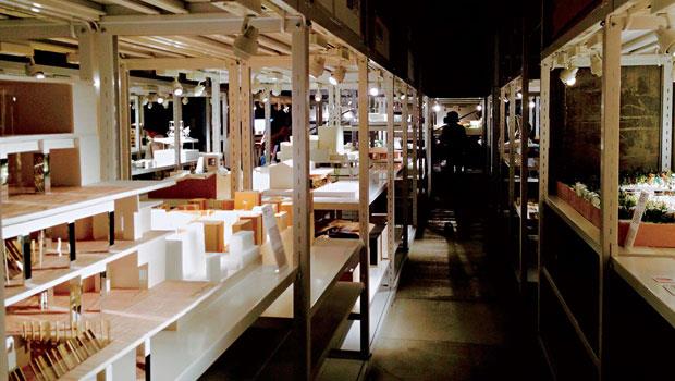 日本最近成立了所謂的「建築倉庫」，用來蒐藏展示建築師們的模型。
