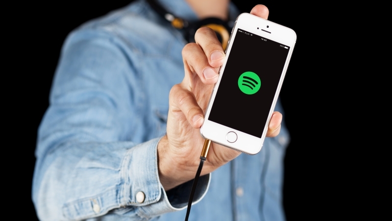 大手筆併購「音樂界的YouTube」，Spotify把Apple Music狠甩在後頭的三個秘招
