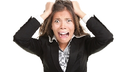 公司說「今年沒賺錢，不發年終獎金」該怎麼辦？勞資顧問教你5招破解