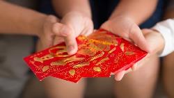 過年包紅包給爸媽，為什麼包「1成薪水」最好？