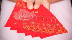 年終縮水紅包怎麼辦...過年紅包，別變成「賺錢能力」或「孝順程度」的比較大會