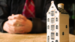 外資來了，台灣房地產有望復甦？別傻了！台灣房地產已是沒人收的「世界爛攤」